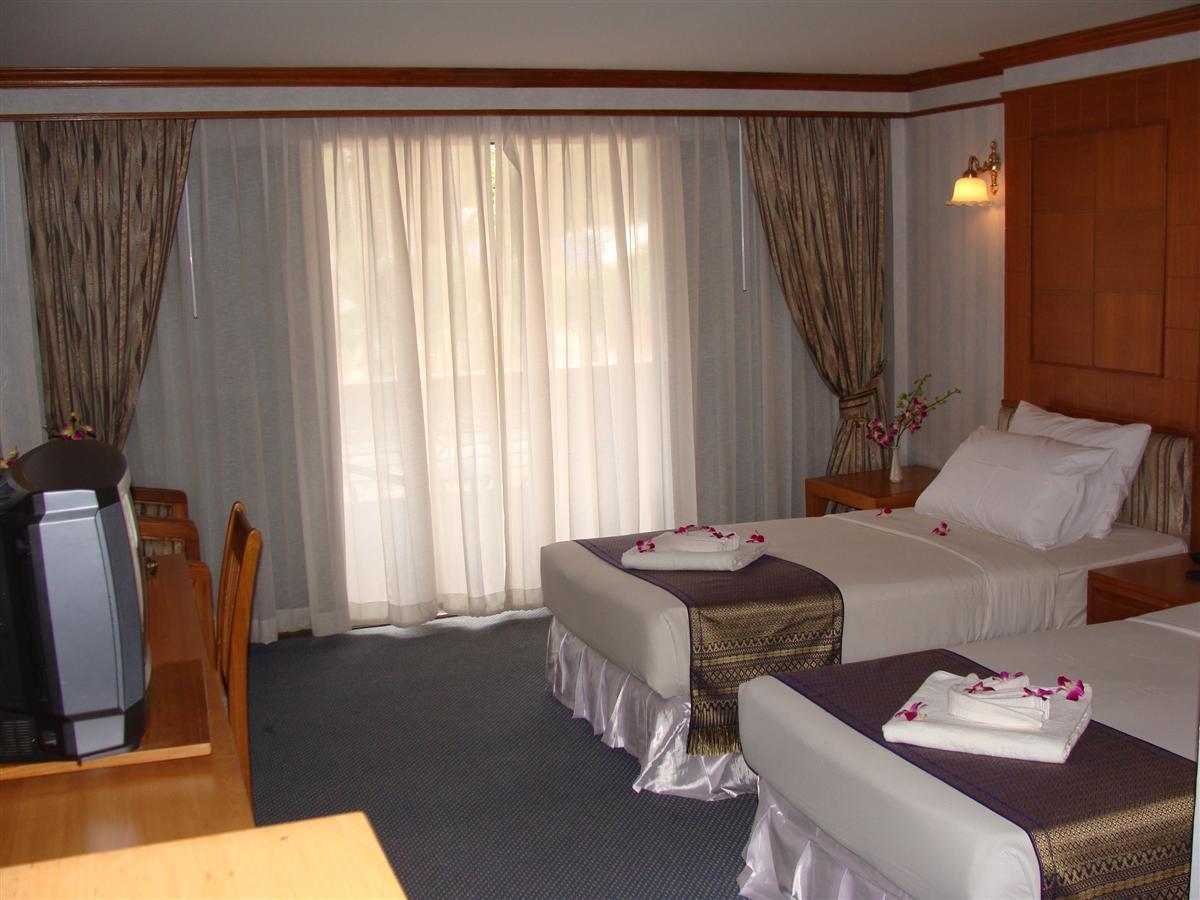 Ao Nang Beach Resort Краби Экстерьер фото